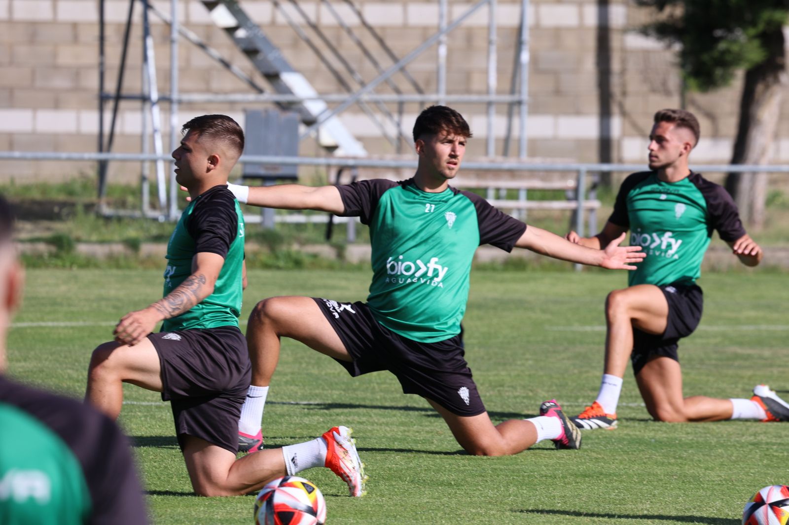 Las mejores fotos del primer entrenamiento del Córdoba CF en León