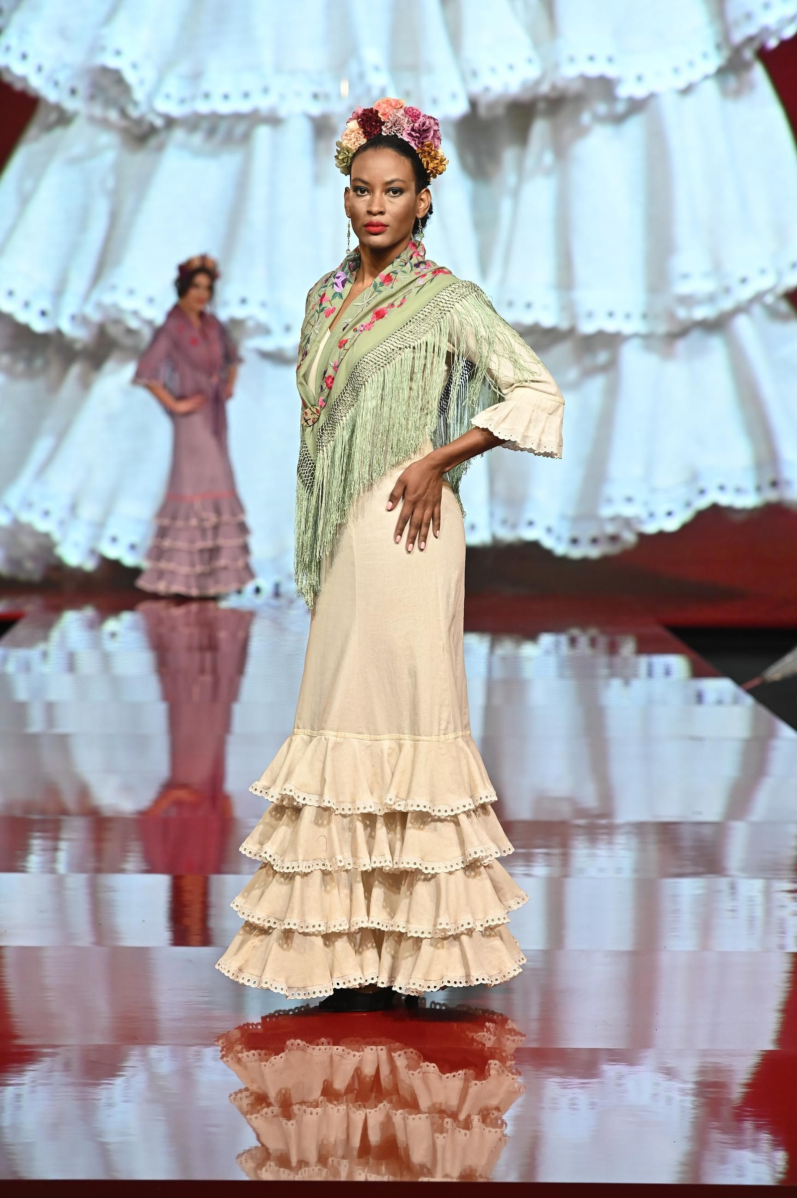 Huelva Flamenca 2025: Desfile de Marta Arroyo