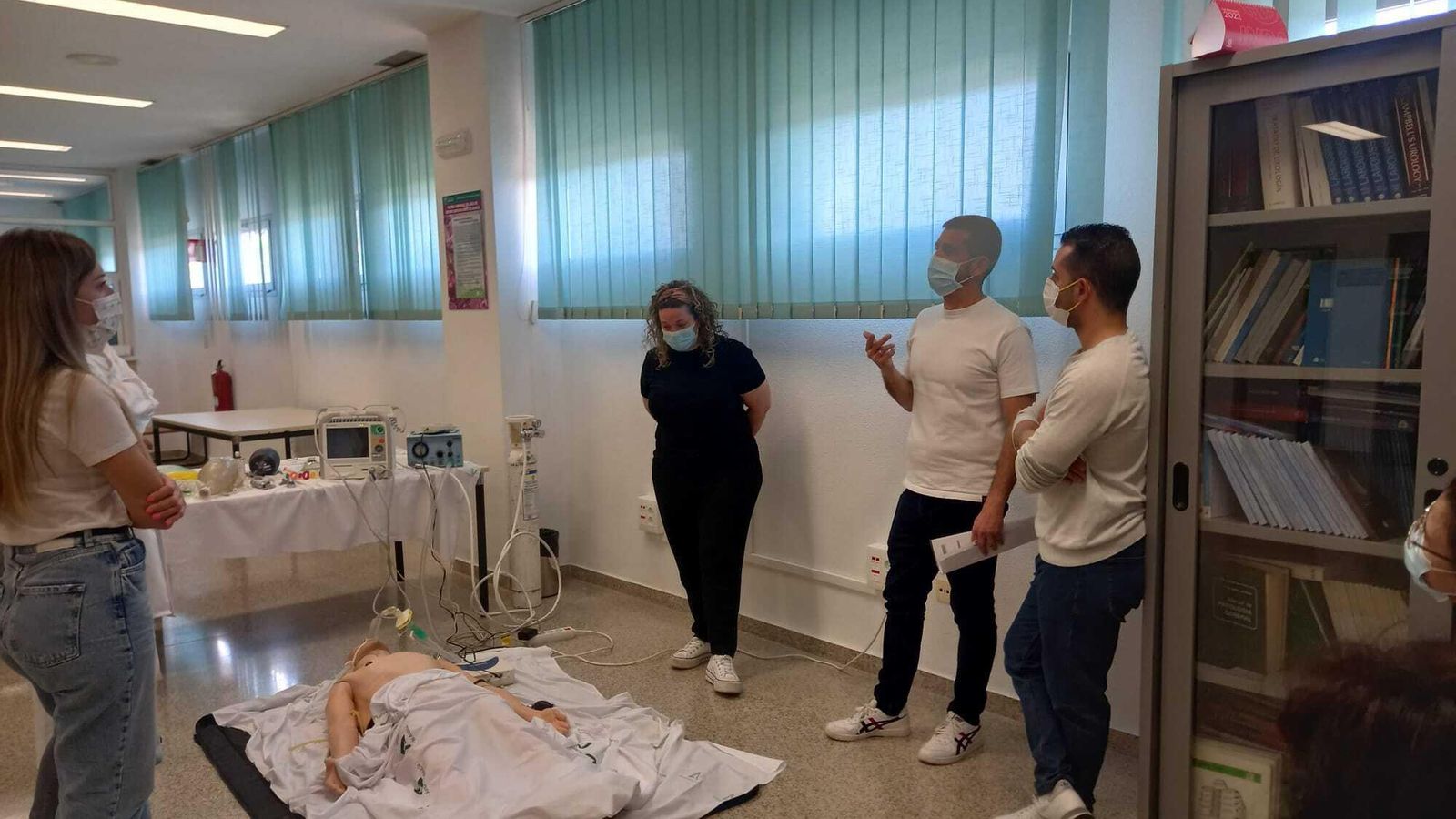 Un total de 32 profesionales se han formado para atender situaciones críticas.