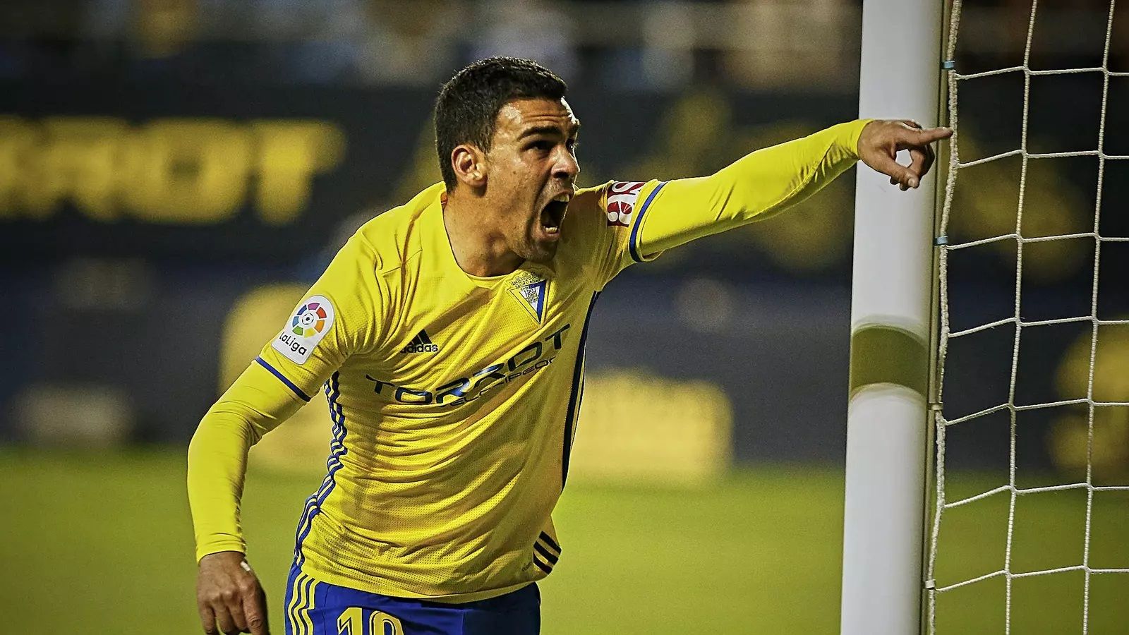 Dani Romera celebra el segundo gol al Albacete en el partido de la 2017-18.