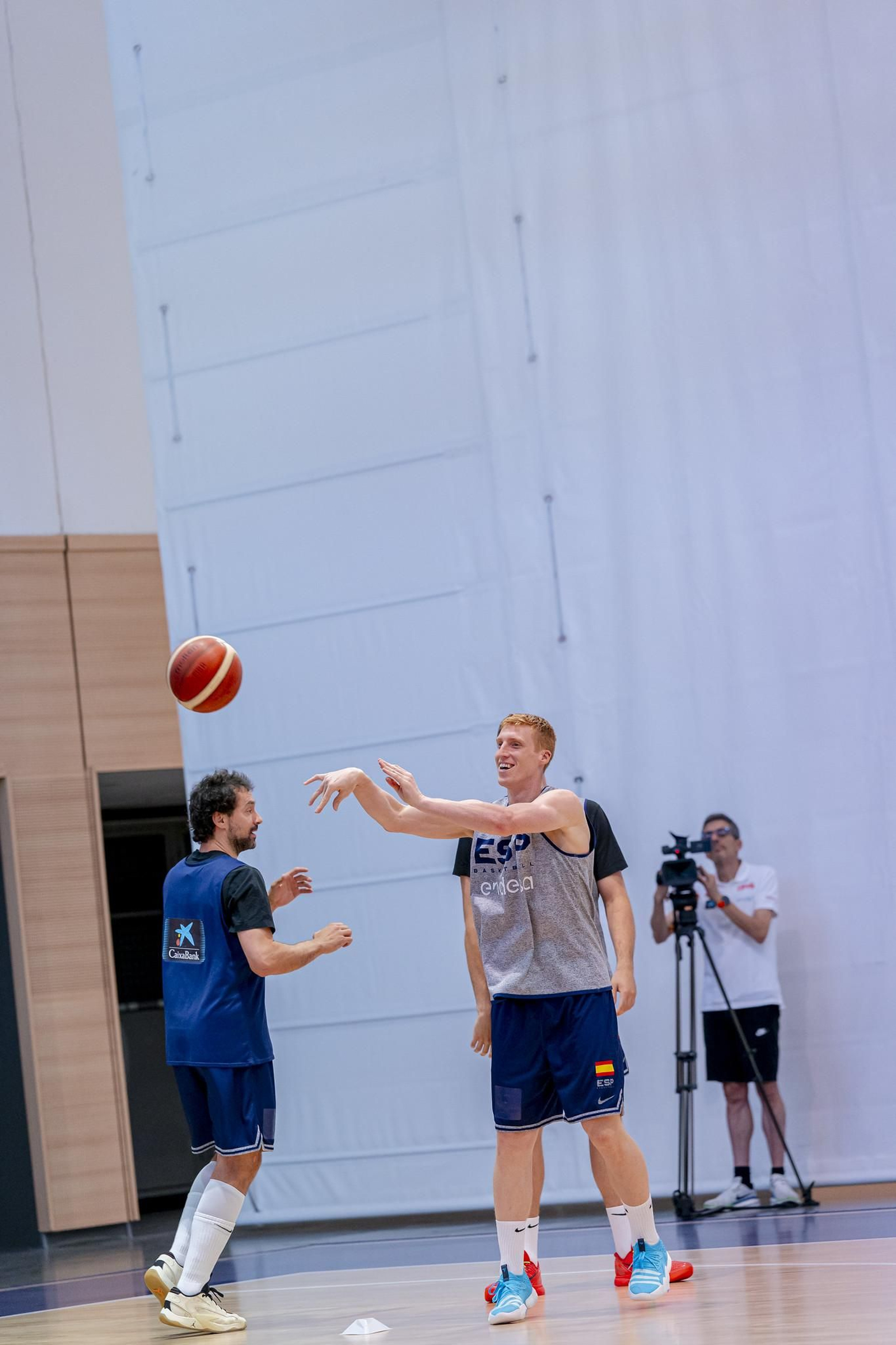 España, con Alberto Díaz, se conjura en Madrid antes de volar a París