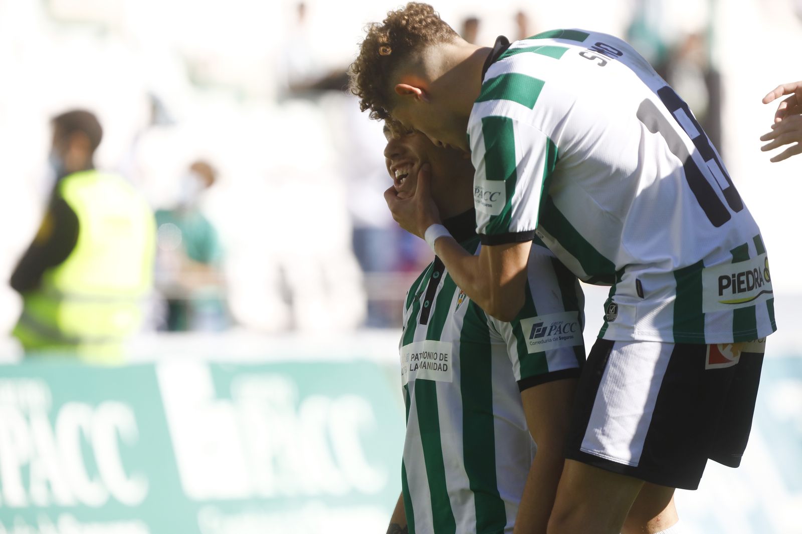 Las imágenes del triunfo del Córdoba CF ante el Panadería Pulido