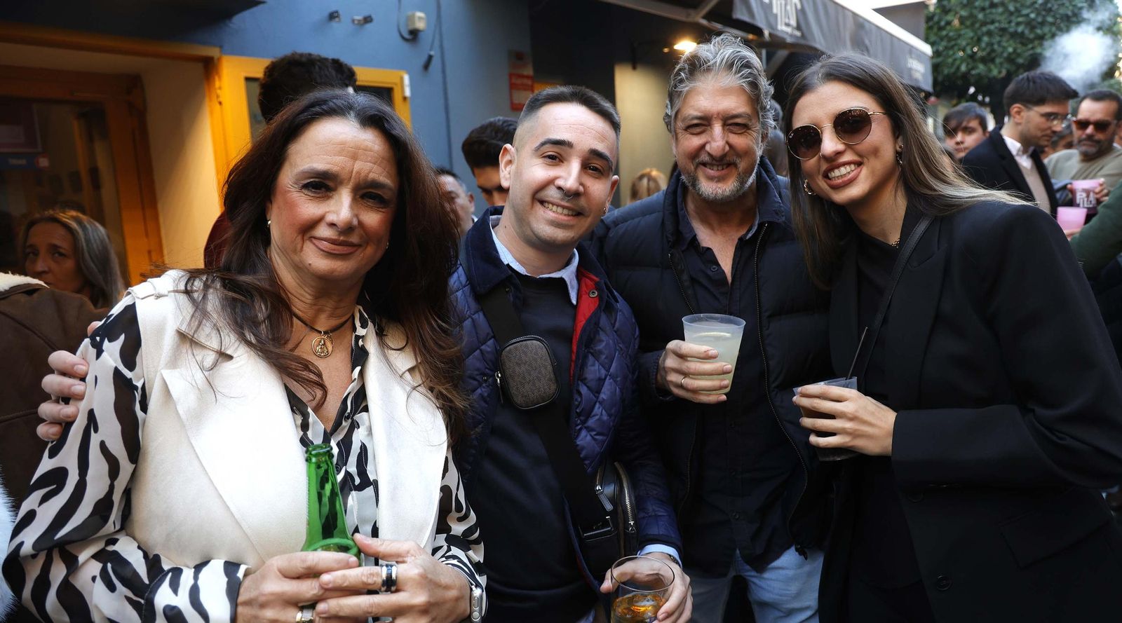 Búscate en las fotos de la celebración del 24 de diciembre en La Línea