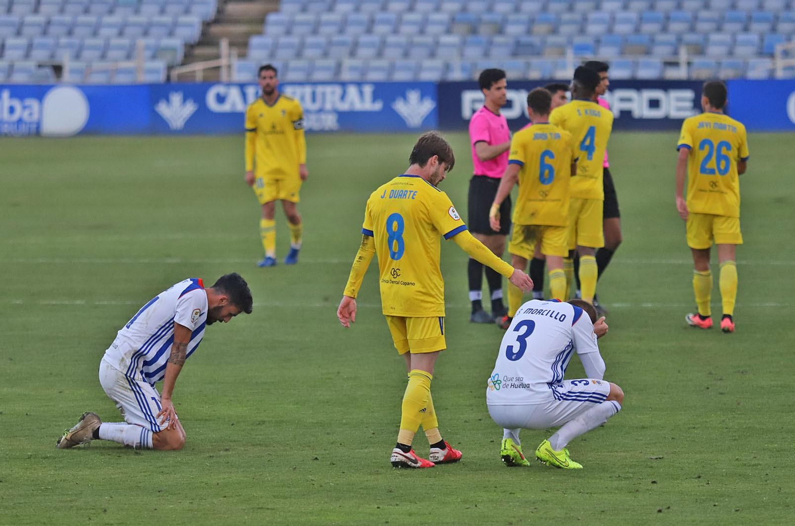 Imágenes del encuentro entre el Recreativo de Huelva y Cadiz B