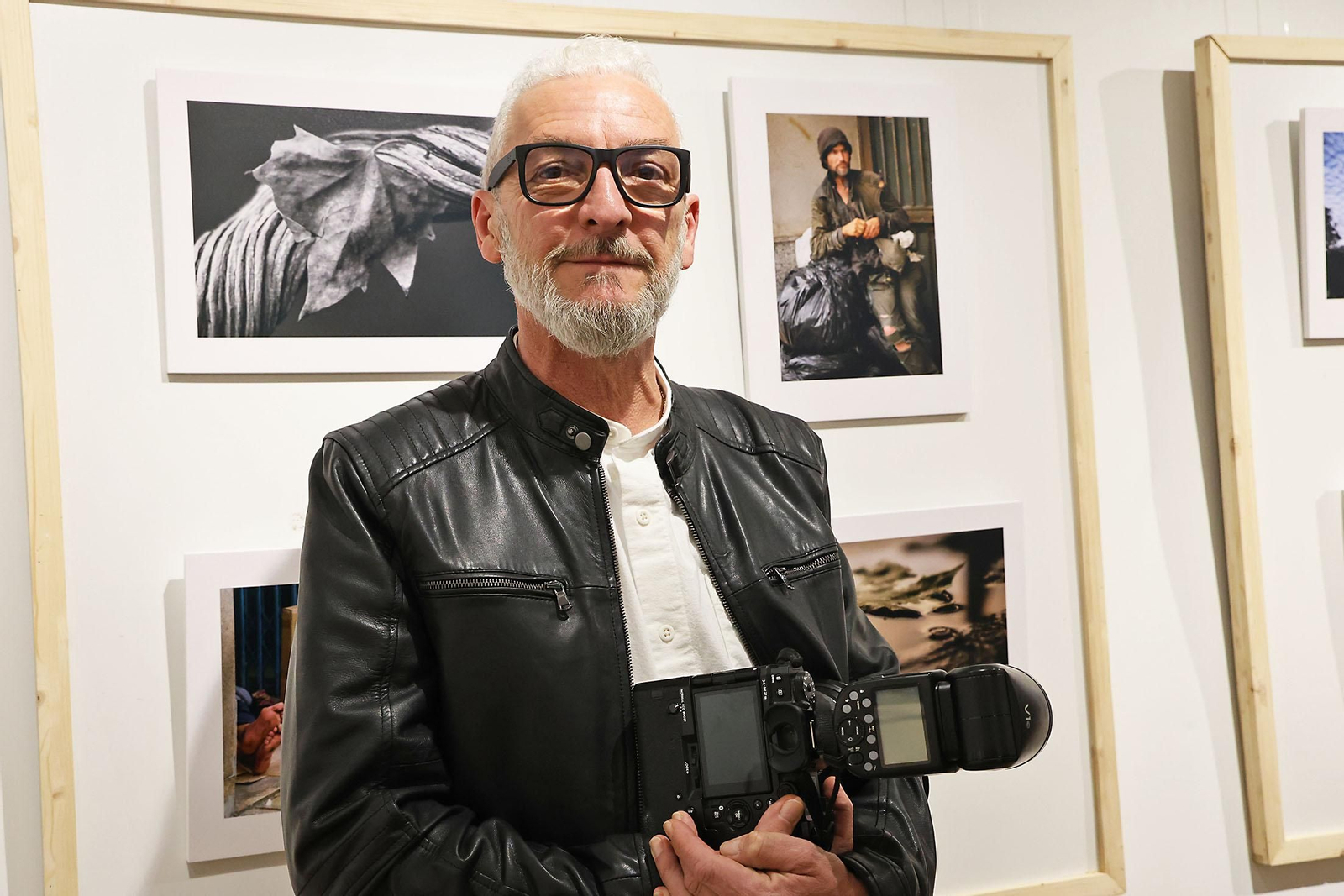 Imágenes de la exposición fotográfica 'Retratos de mi ciudad' de Julián Pérez