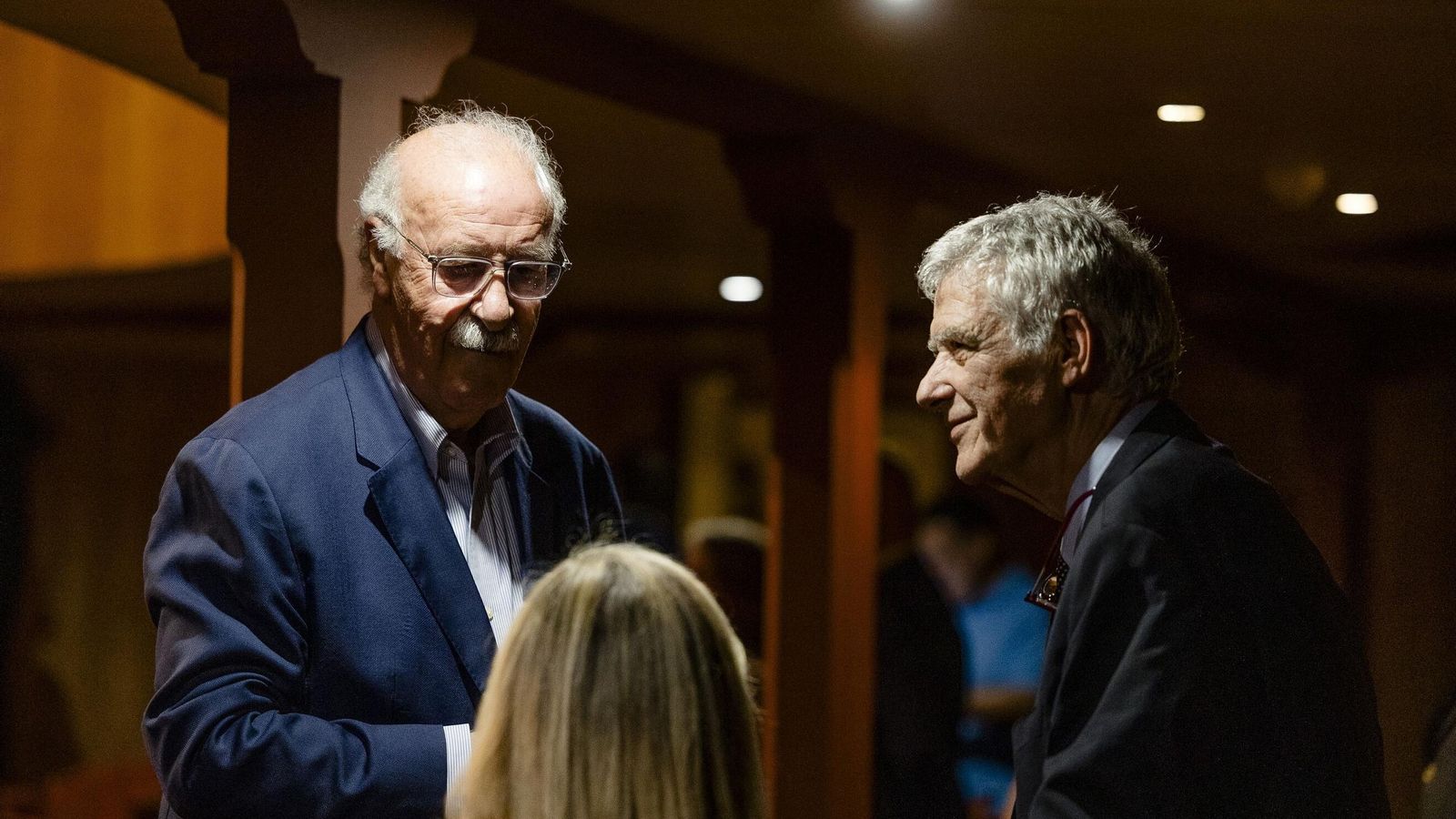 Vicente del Bosque y Ángel María Villar, antes del acto.