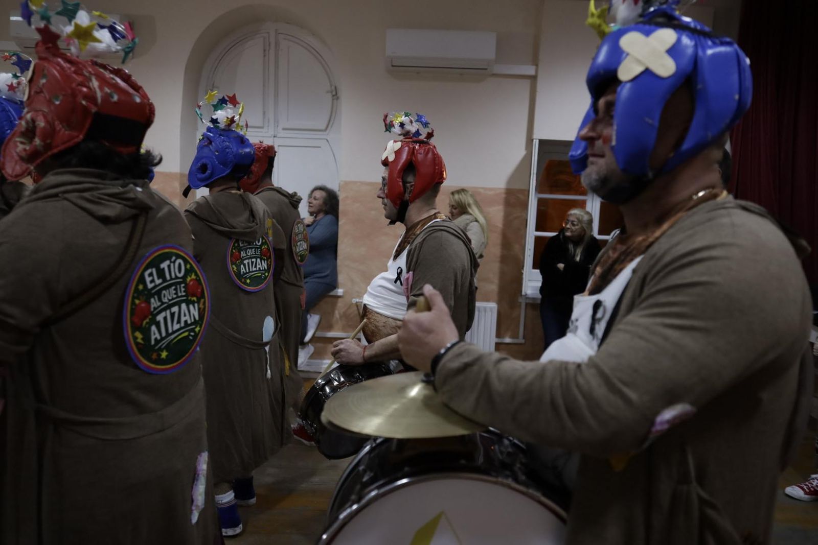 Búscate entre las mejores imágenes de la décima sesión de preliminares del COAC 2026