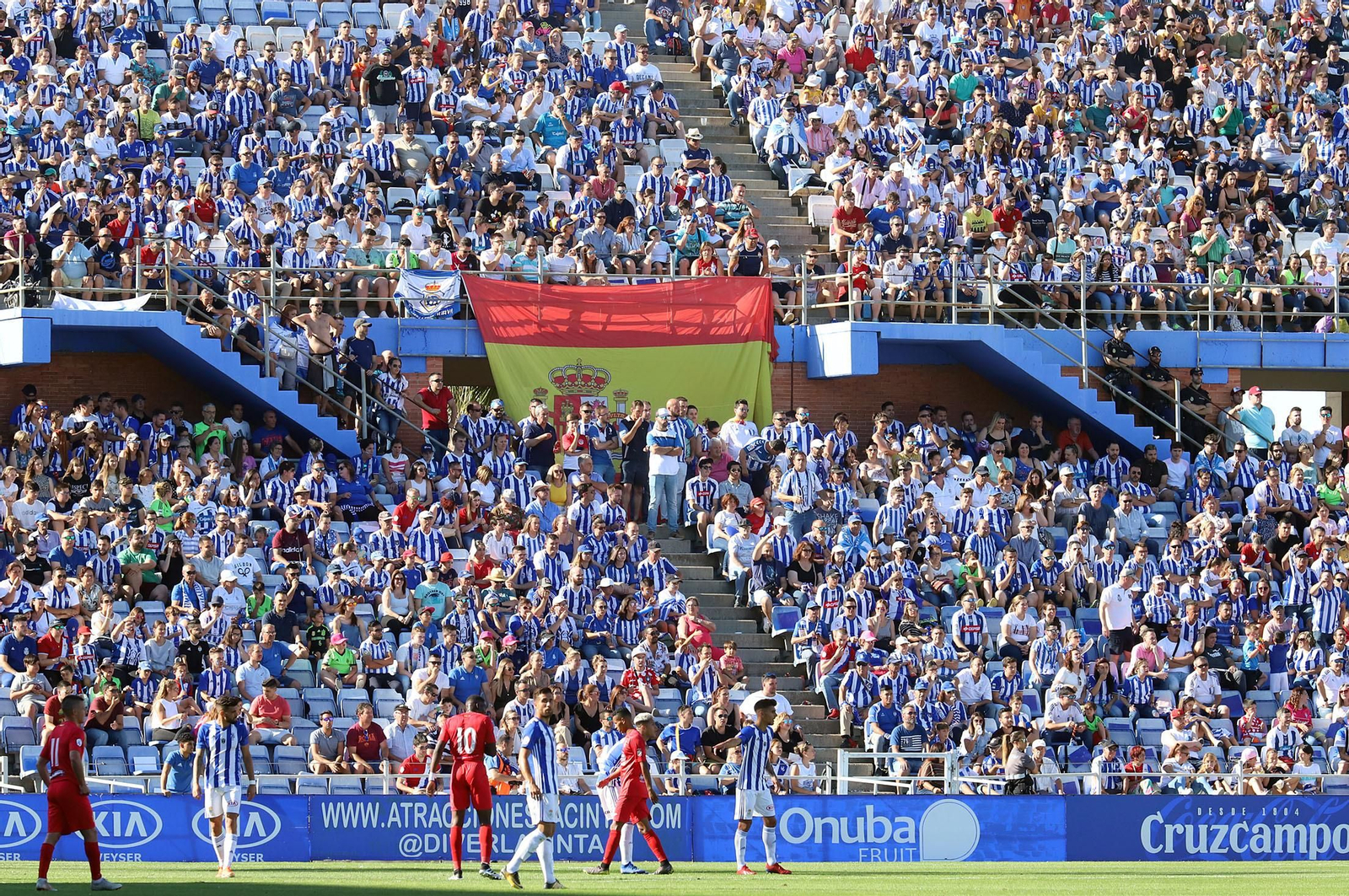 Imagen de la grada del Nuevo Colombino en el encuentro contra el Fuenlabrada.