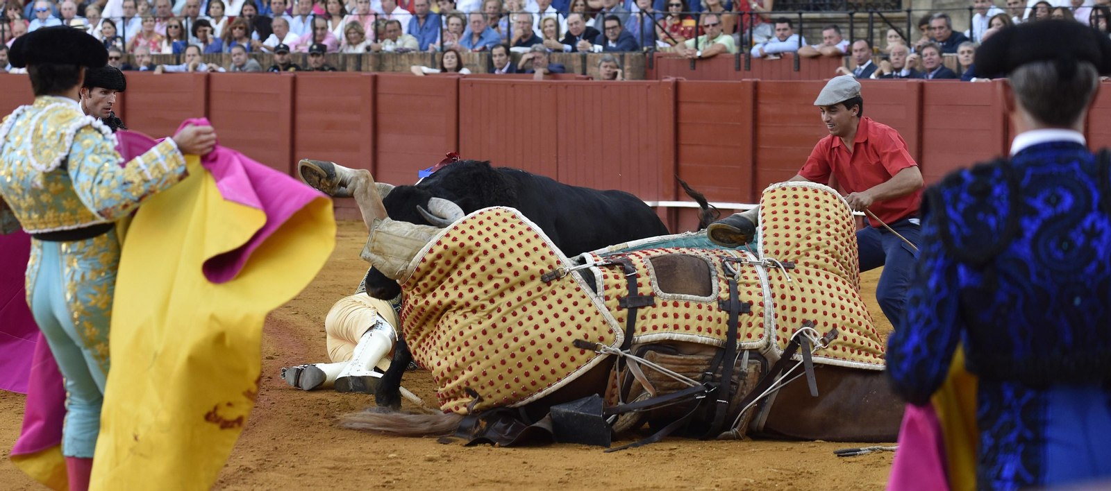 La segunda corrida de la Feria de San Miguel, en imágenes
