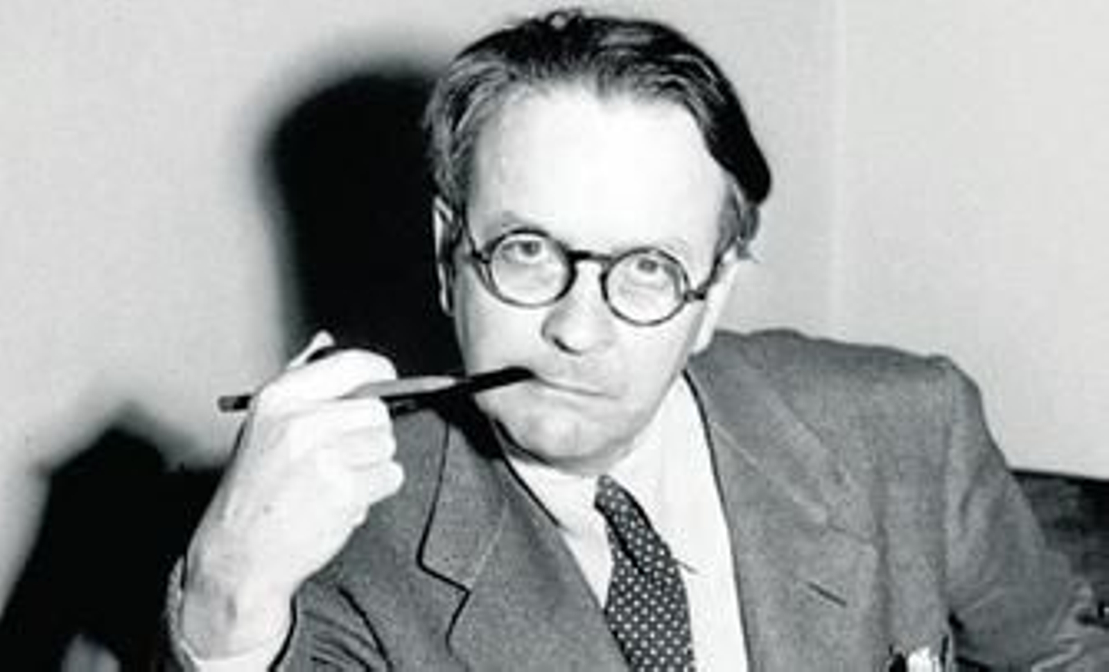 Raymond Thornton Chandler (Chicago, 22 de julio de 1888 - La Jolla, California, 26 de marzo de 1959).