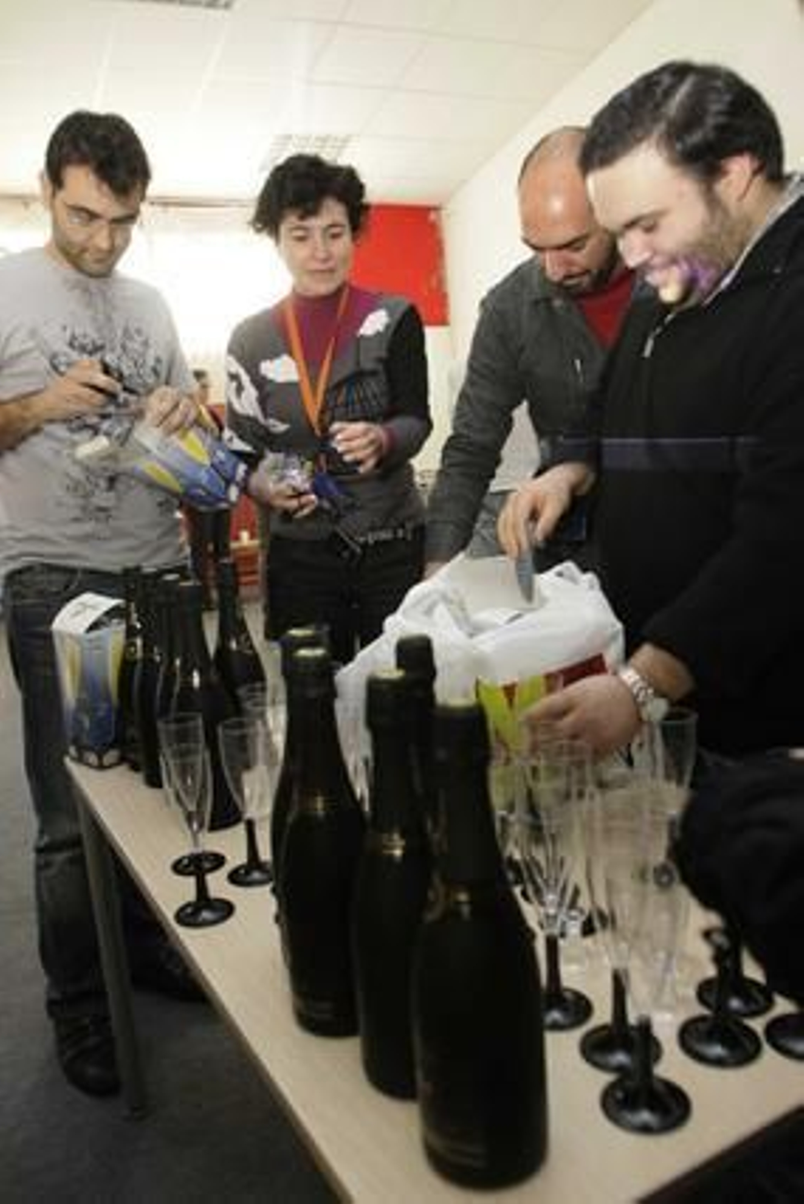 Kandor Graphics es seleccionada para las nominaciones a los Oscar por su corto " La Dama y la Muerte".
Foto: Miguel Rodríguez.

Foto: Miguel Rodr?ez