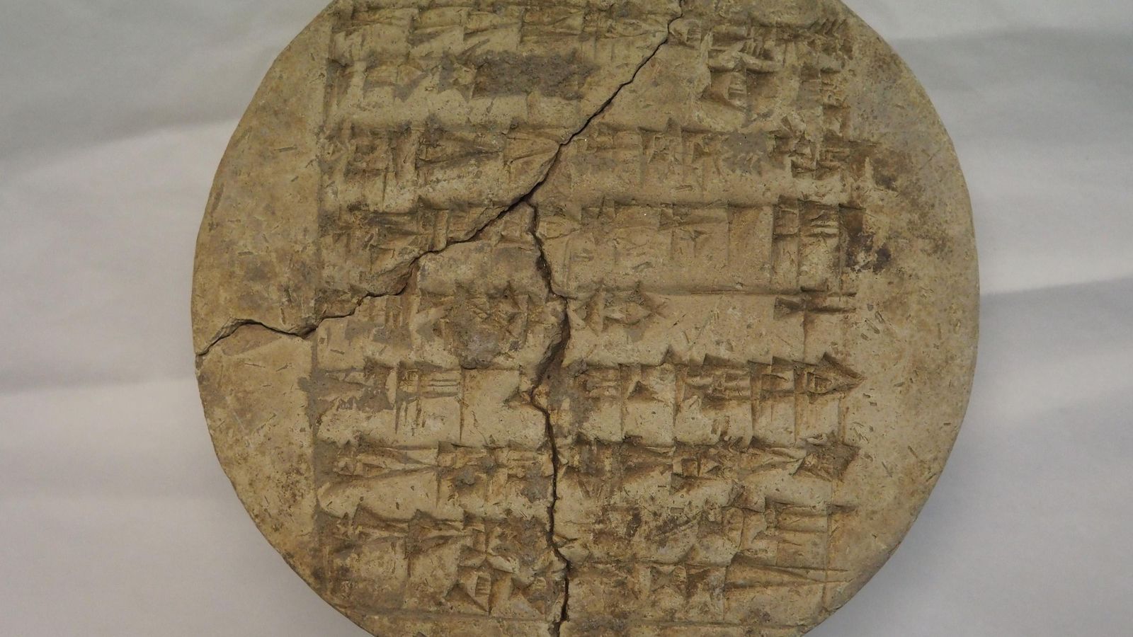 Foto del manuscrito hallado en el Museo Sefardí de Toledo (autor: Daniel Sánchez Muñoz). Foto del manuscrito hallado en el Museo Sefardí de Toledo (autor: Daniel Sánchez Muñoz).