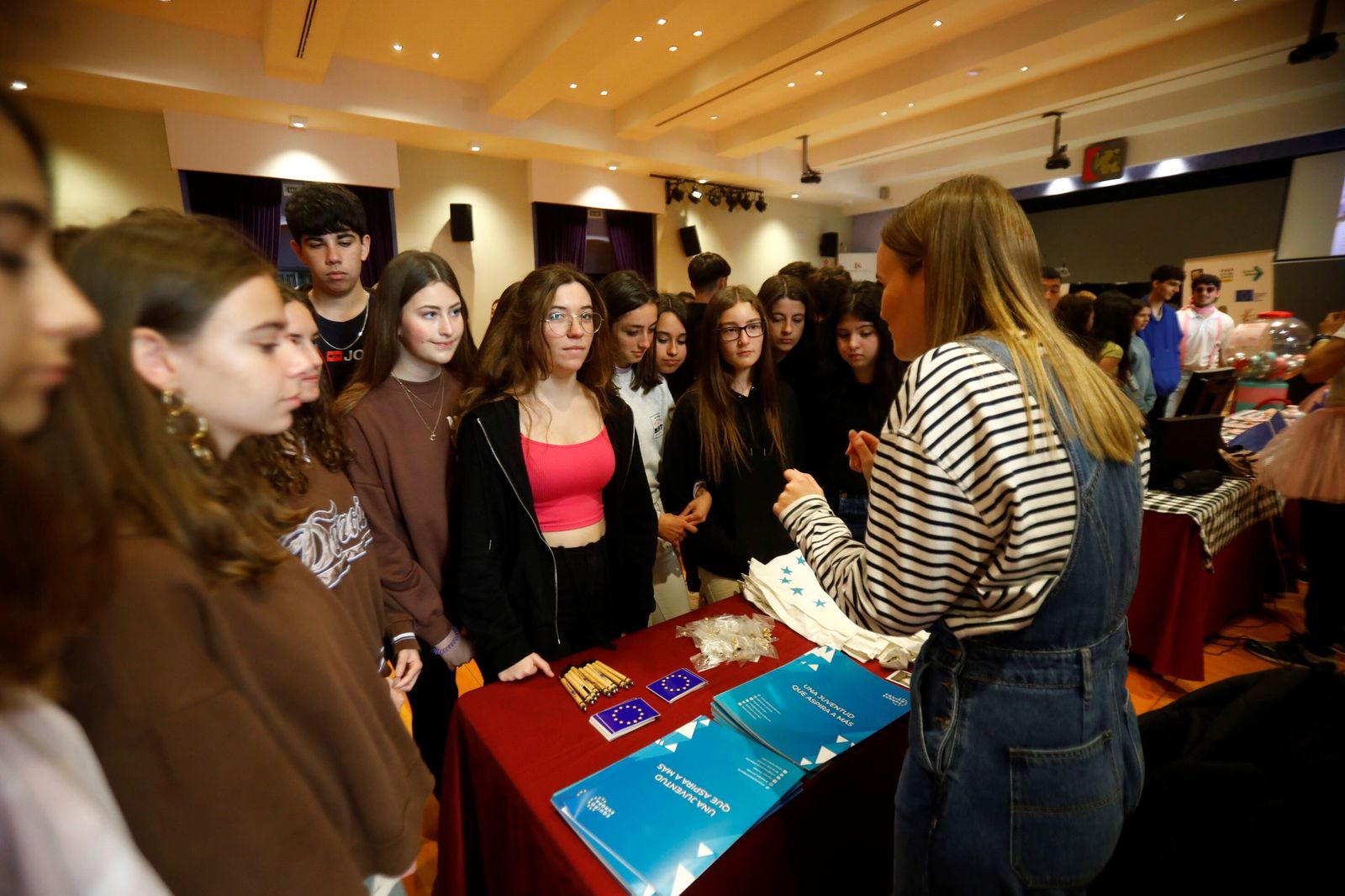 La Feria de las Oportunidades Europeas en Córdoba, en imágenes