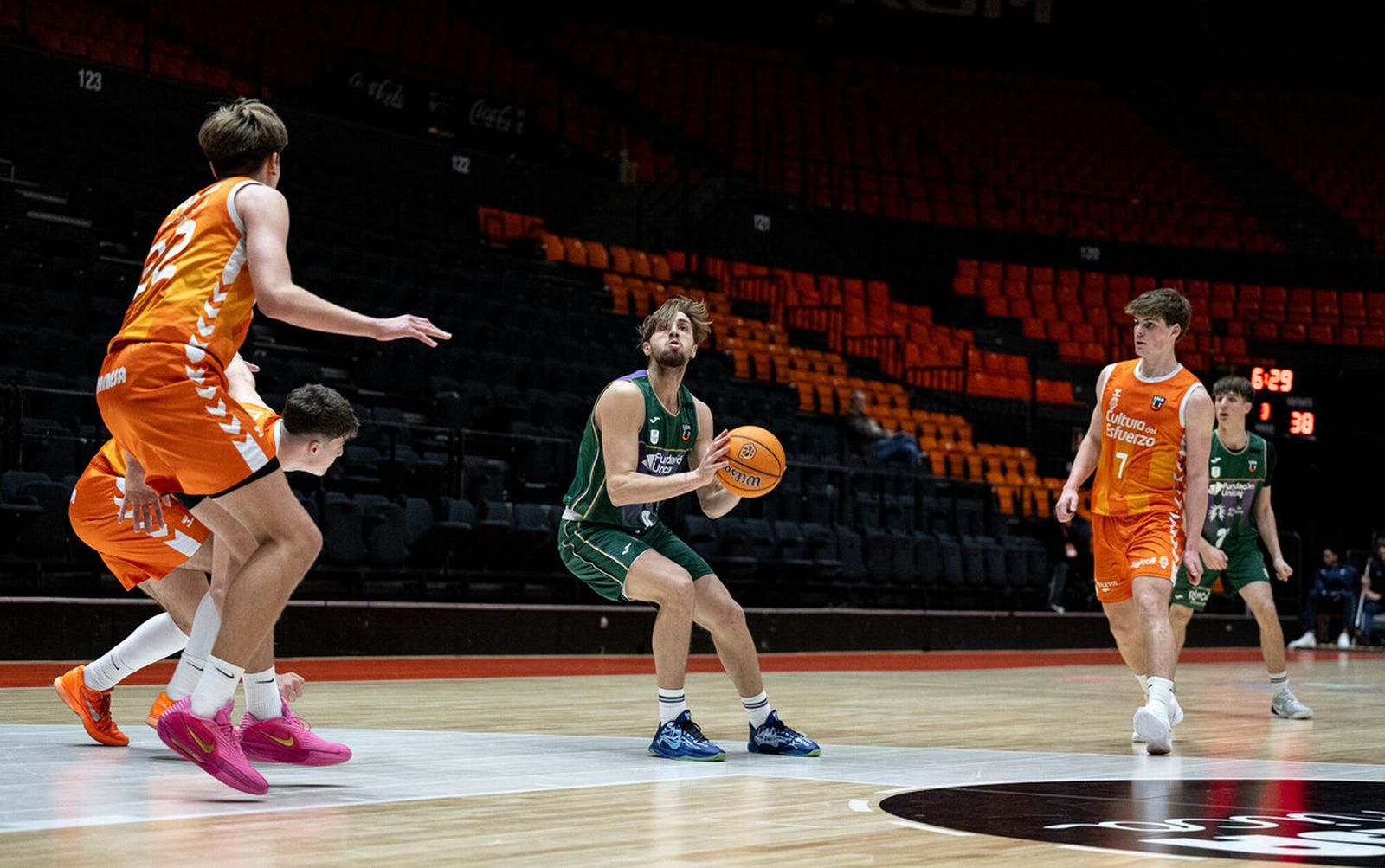 Liga U22: El Unicaja se quedó a un paso en Valencia (78-75)