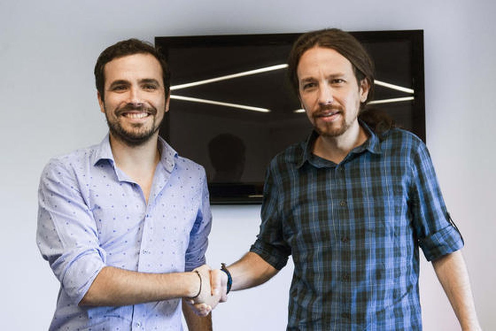 Pablo Iglesias deja claro a Alberto Garzón que Podemos no irá con IU a las generales
