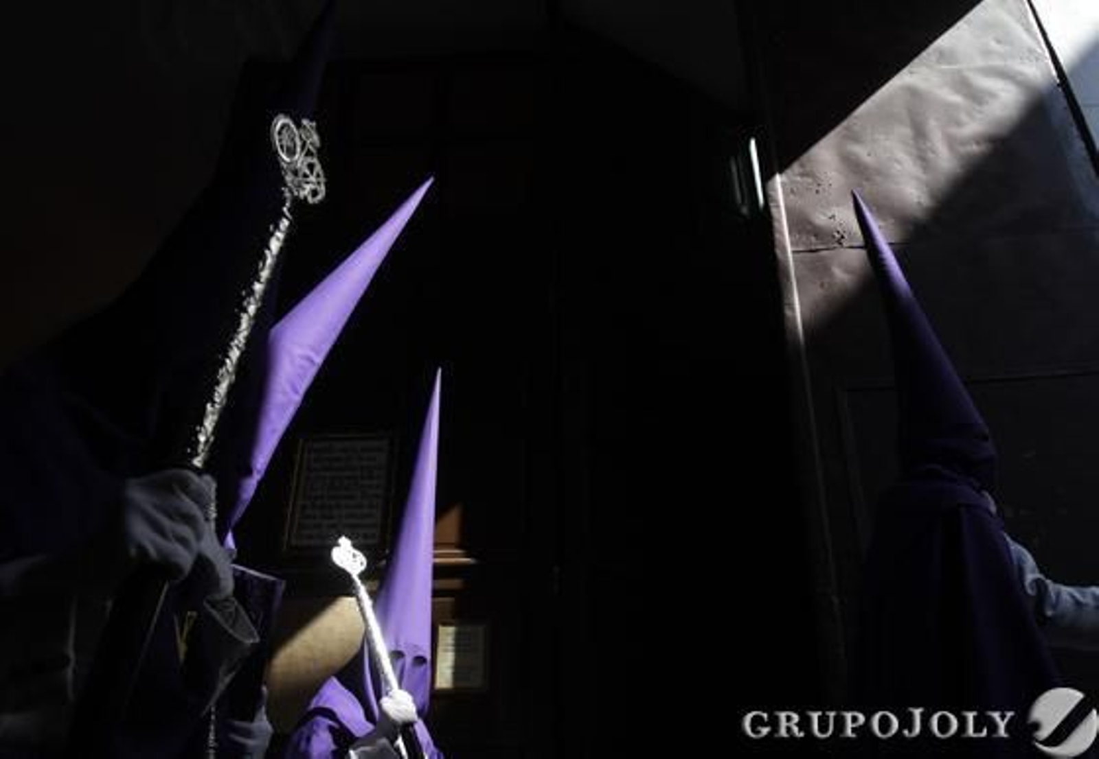 Real, Ilustre y Venerable Cofradía de Penitencia de Nuestro Padre Jesús de la Salud, María Santísima de la Esperanza y Nuestra Señora del Amor Hermoso.

Foto: Lourdes de Vicente