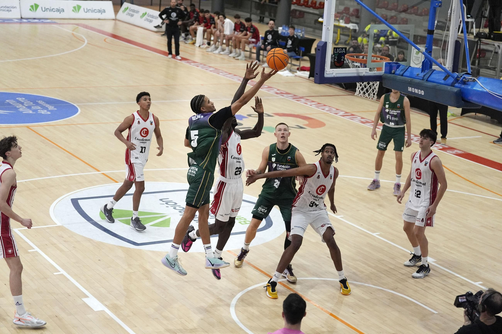 Unicaja Alhaurín de la Torre-Casademont Zaragoza, en fotos