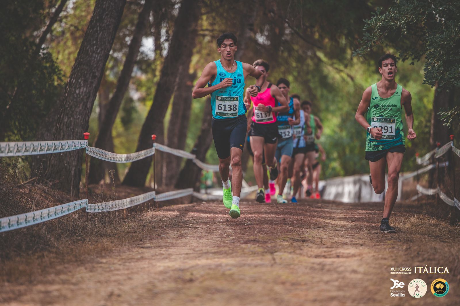Búscate en las fotos del Cross de Itálica 2025 | 4