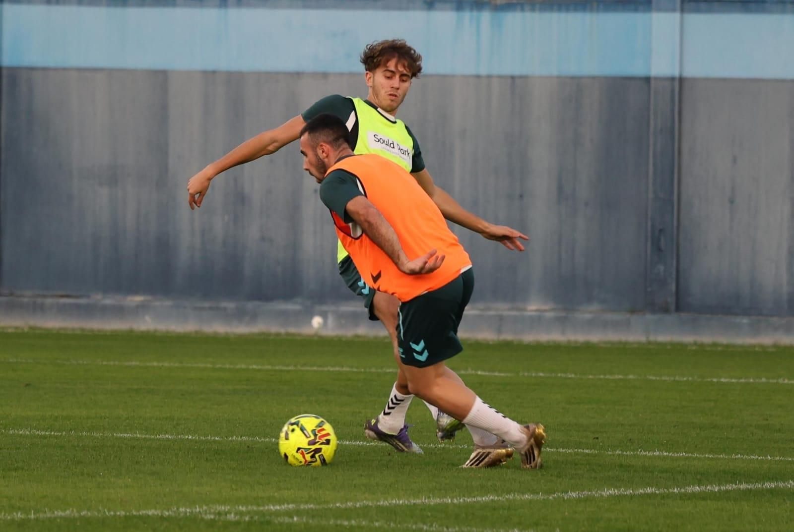 Adrián Niño y Carlos Puga apuntan al Málaga CF-Córdoba