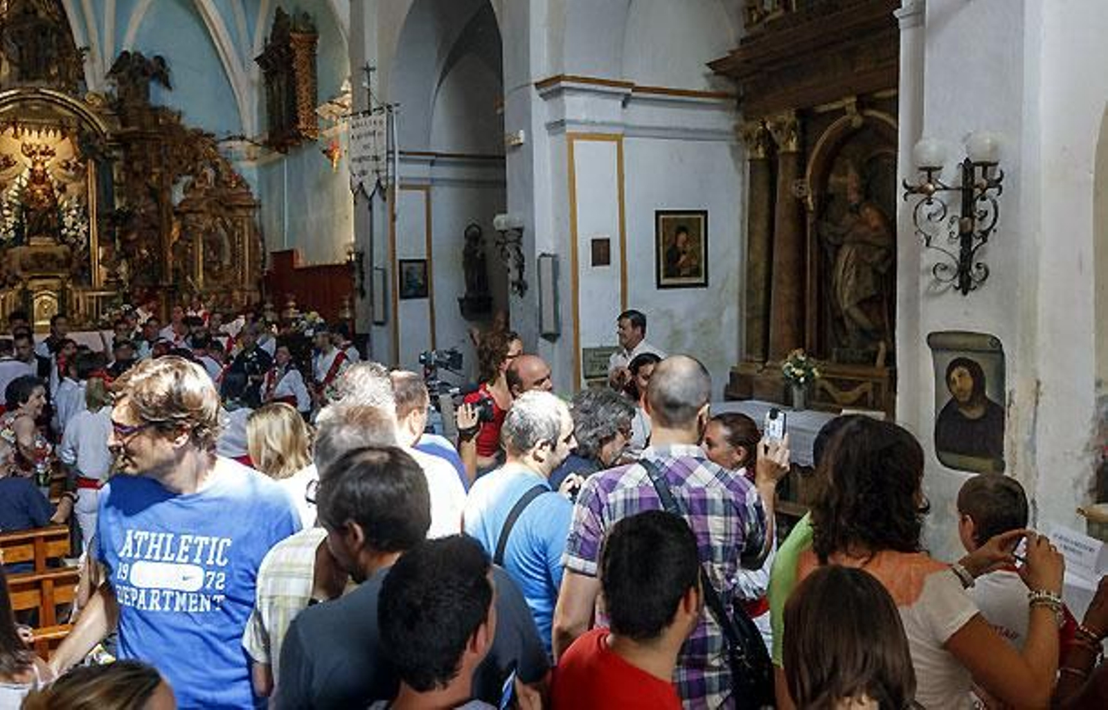 Detenido el cura que regula las visitas al eccehomo