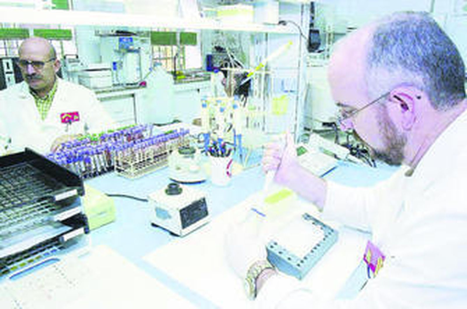 La apuesta de las administraciones por el I+D+i está salvando de la crisis a los laboratorios.