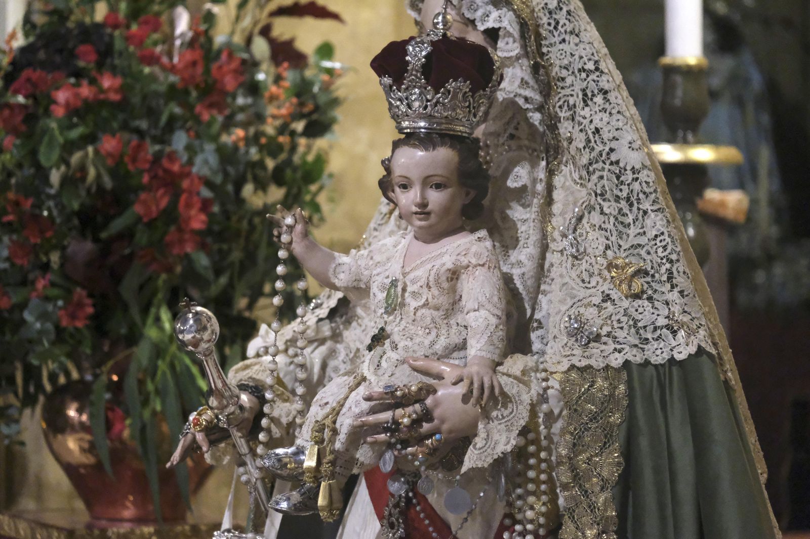 Martes 13 en Córdoba: La visita a la Virgen de los Remedios, en imágenes