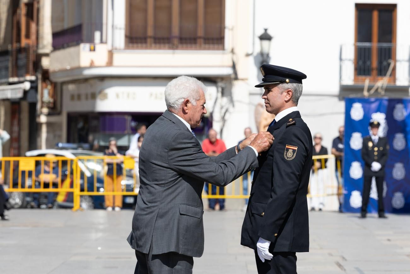 Acto por el día de la Policía Nacional, con motivo de la festividad los Santos Ángeles Custodios