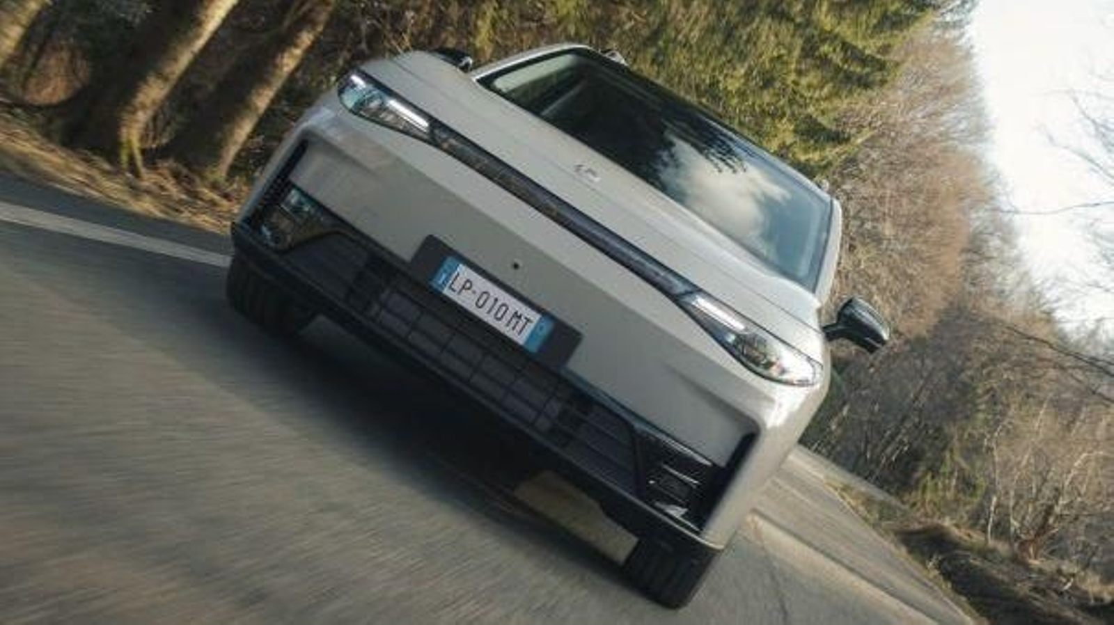 Leapmotor C10 AWD, más potencia, tracción total y carga ultrarrápida