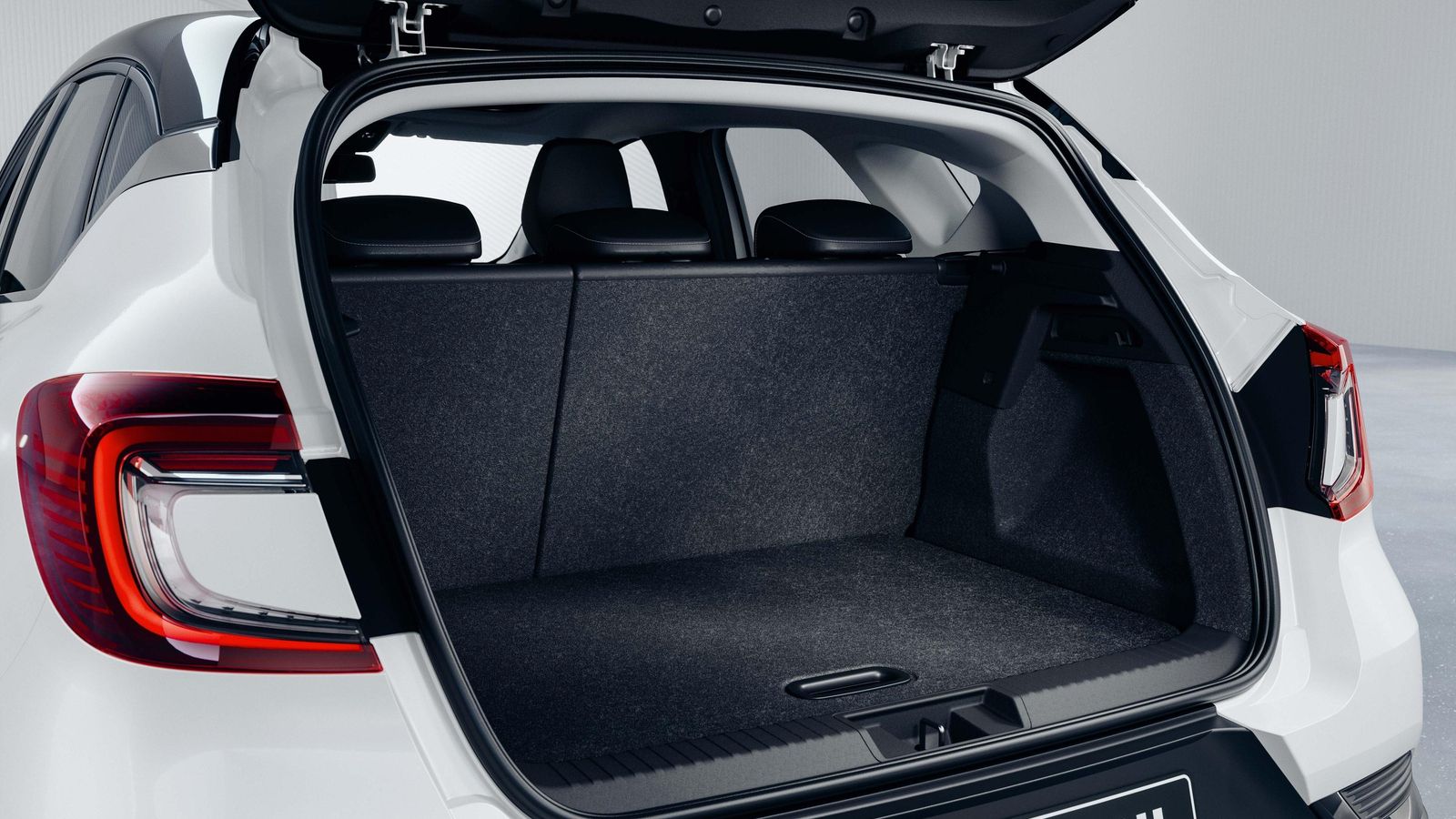 La capacidad del maletero puede ser, según la versión que elijamos, crítica o no para un uso familiar intensivo.