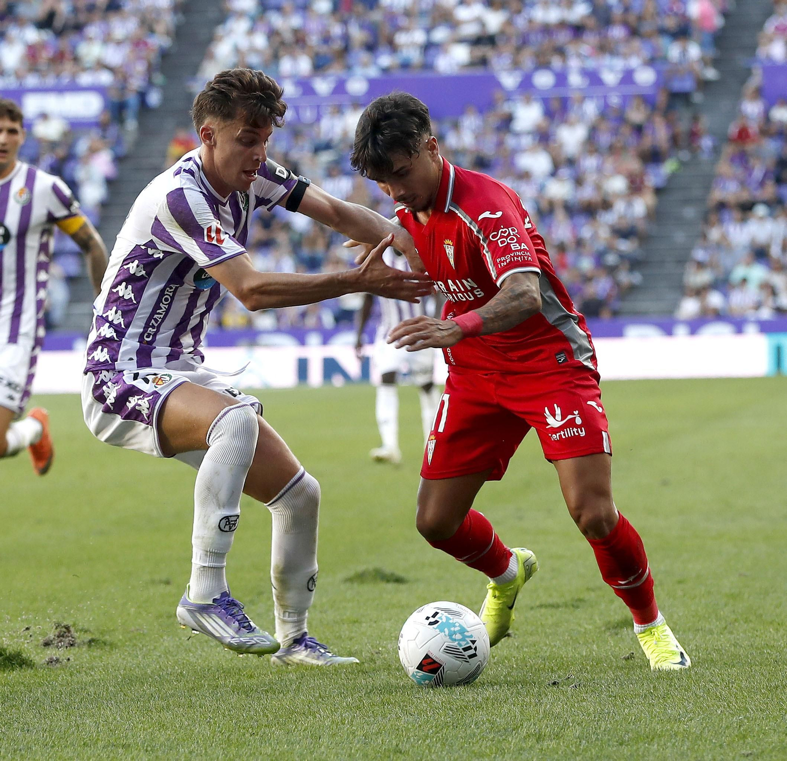 Las mejores fotos del ambiente en el José Zorrilla para el Real Valladolid - Córdoba CF