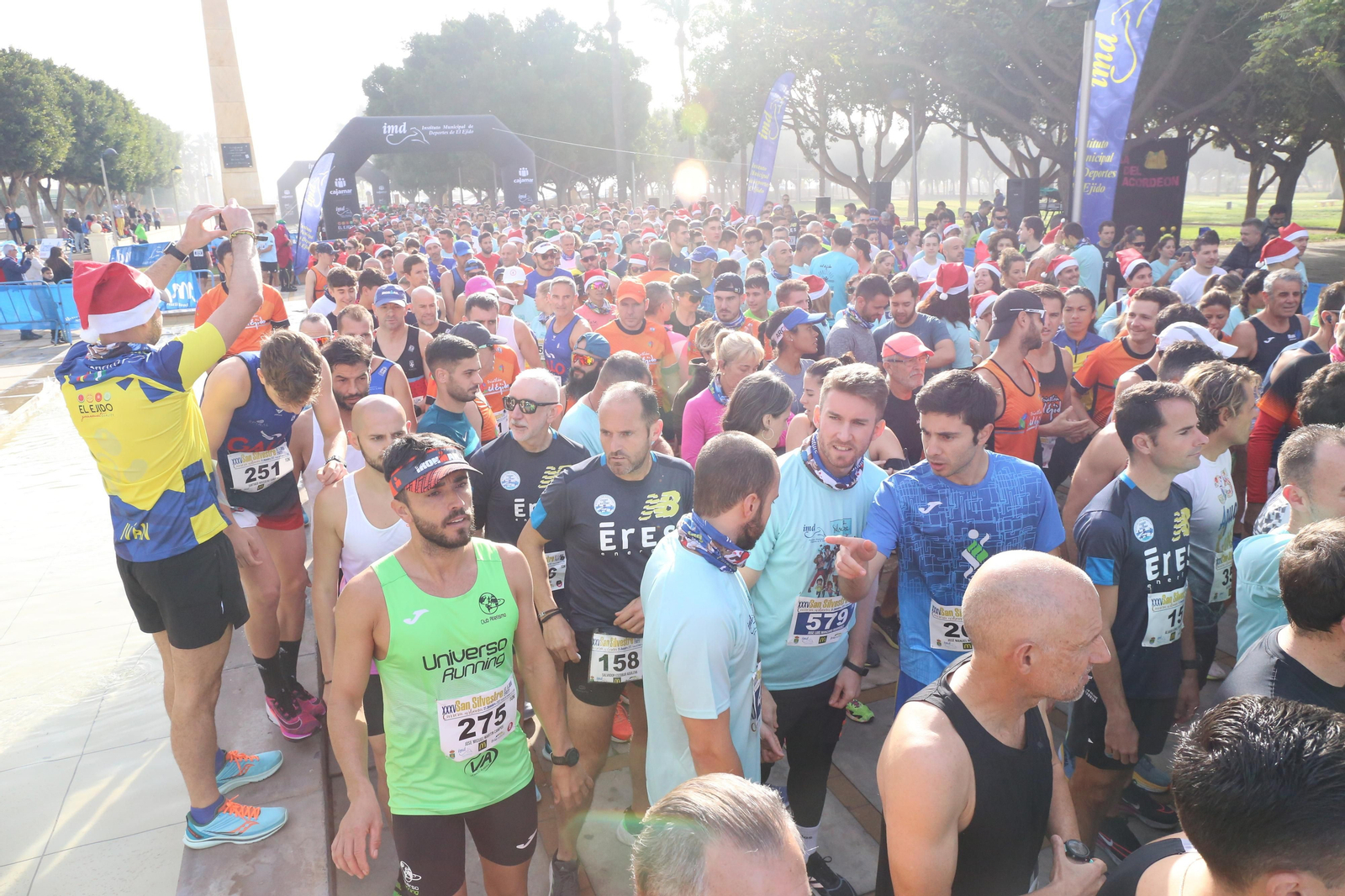 Cientos de runners se dieron cita en el Parque Municipal de El Ejido Cientos de runners se dieron cita en el Parque Municipal de El Ejido