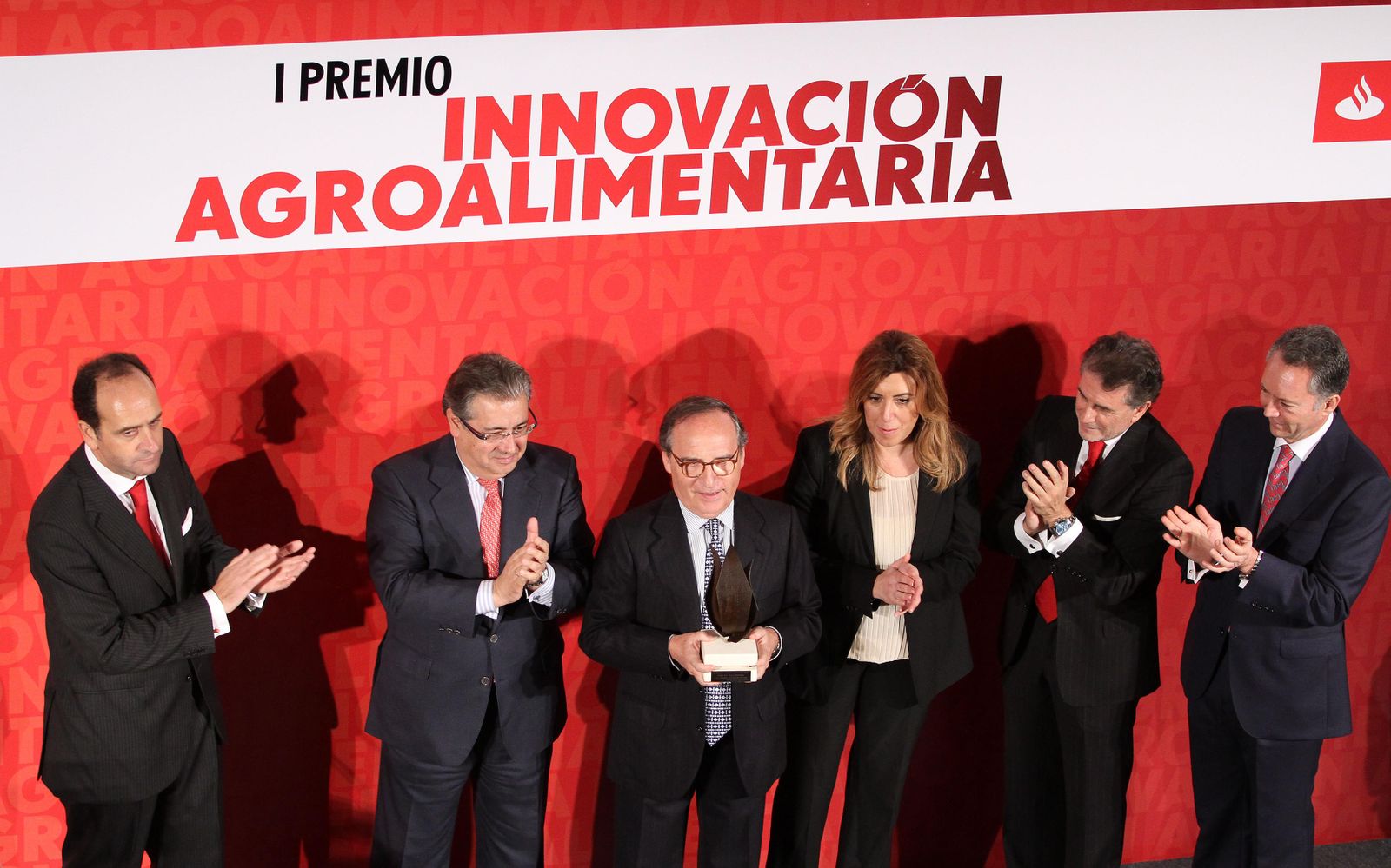 Antonio Hernández Callejas recoge el premio en su primera edición