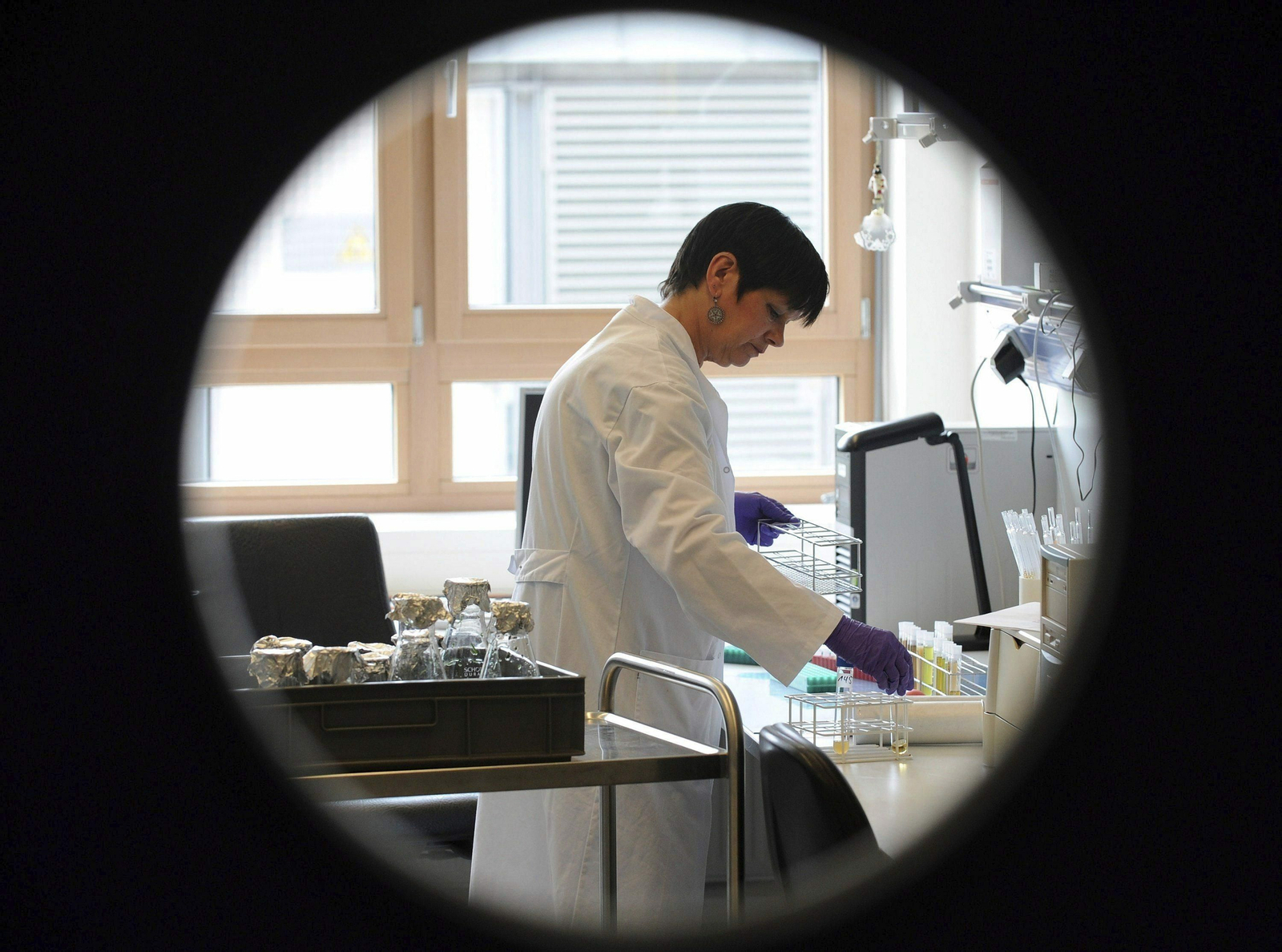 Un laboratorio de Granada exporta kit de detección específicos para coronavirus Un laboratorio de Granada exporta kit de detección específicos para coronavirus