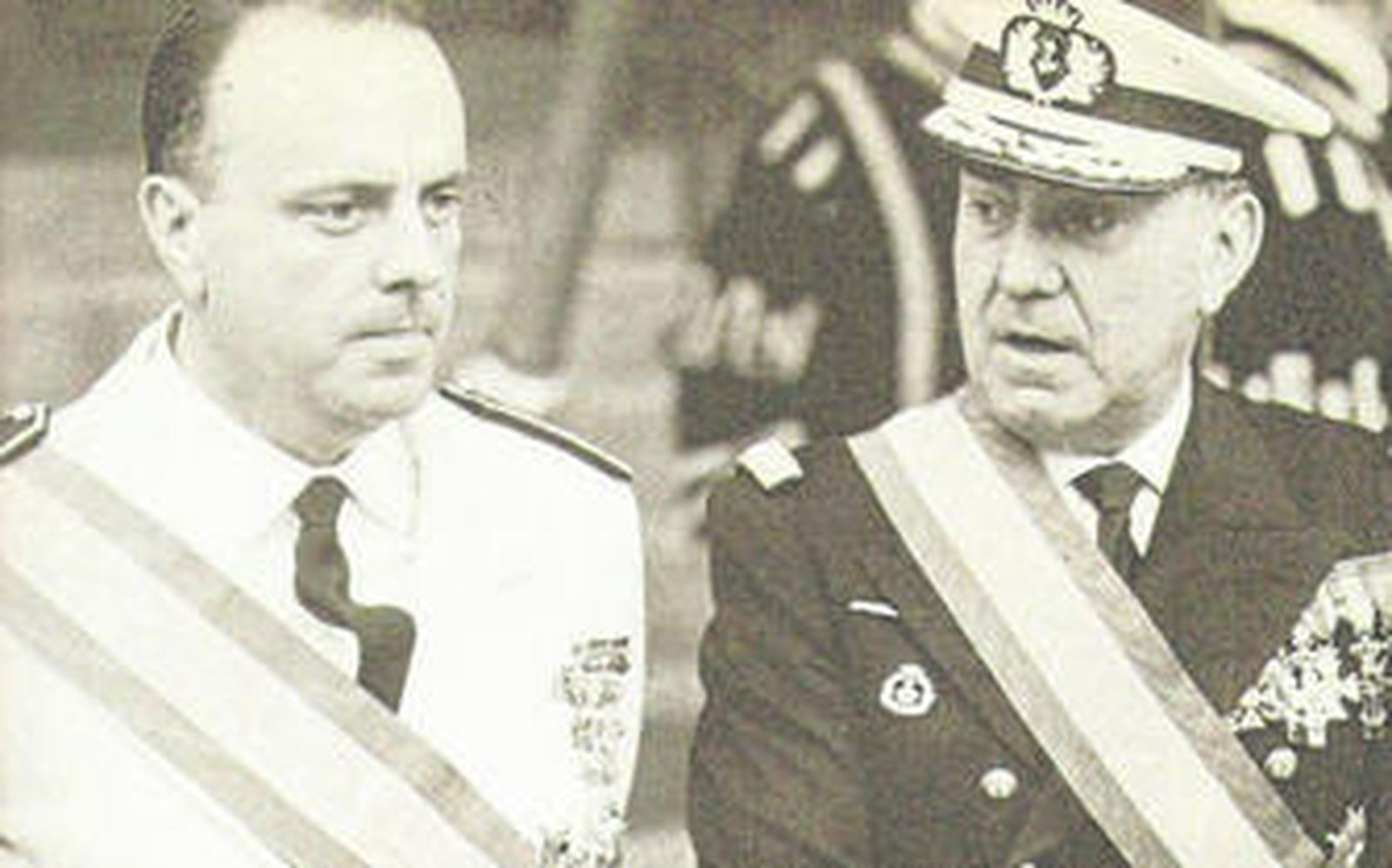 Manuel Fraga junto a Carrero Blanco en 1966 fecha en la que visitó Mojácar.