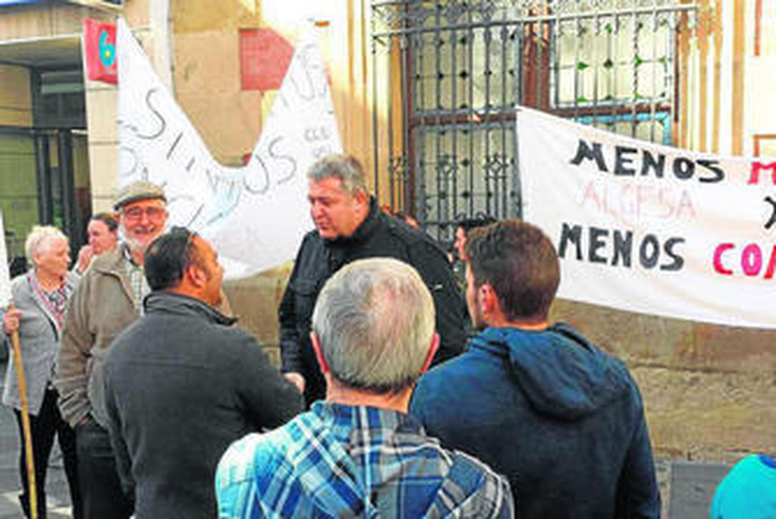 El andalucista José María España respalda la protesta.
