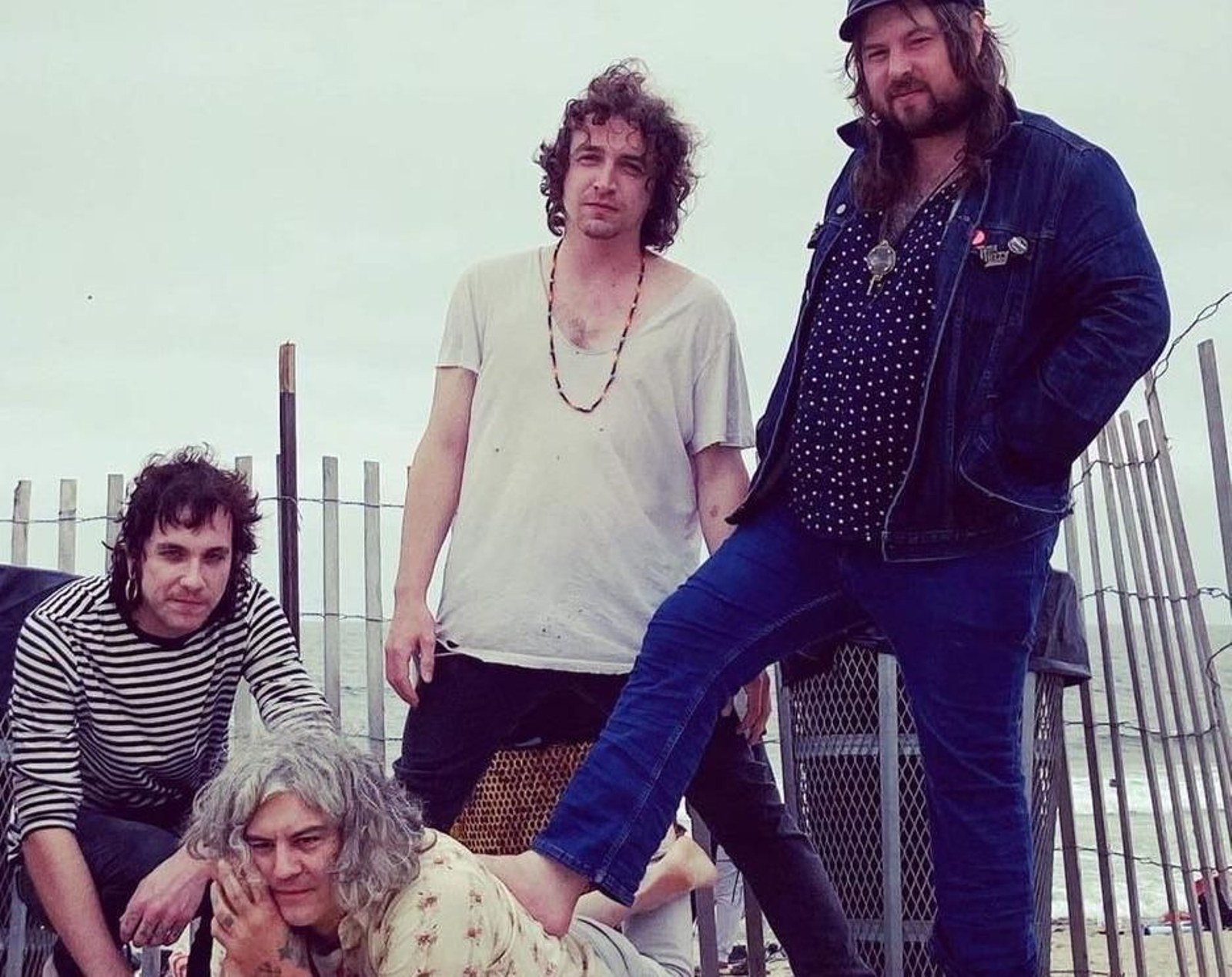 Paint Fumes son Elijah Von Cramon, Joe Boyland, Nic Pugh y Joshua Johnson.