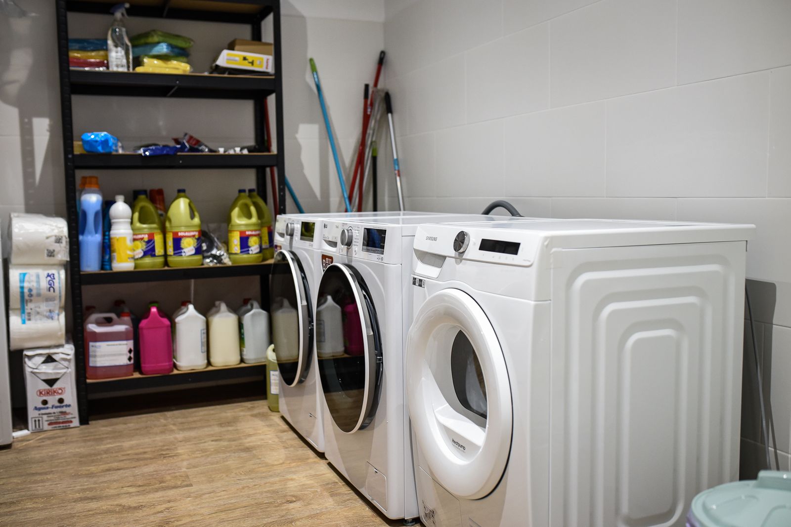 Imágenes de la inauguración del Centro de Día para personas sin hogar de Andalucía Inserta