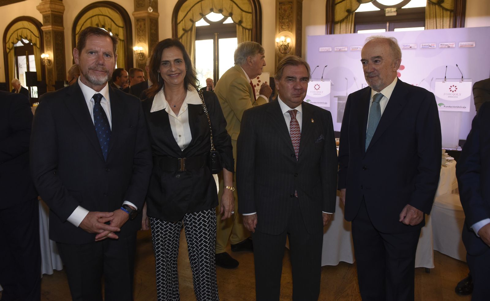 Imágenes del Foro Joly con el director de la Real Academia Española, Santiago Muñoz Machado