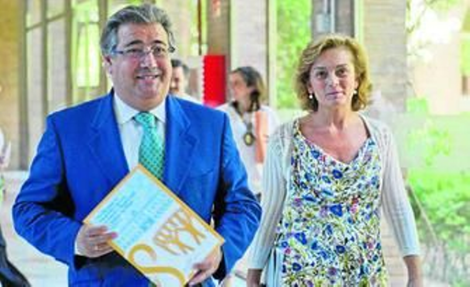 El alcalde, Juan Ignacio Zoido, junto a la concejal Dolores de Pablo-Blanco.