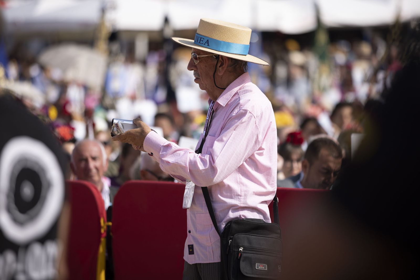 El Rocio 2023: Imágenes de la misa Pontifical del Domingo de Pentecostés