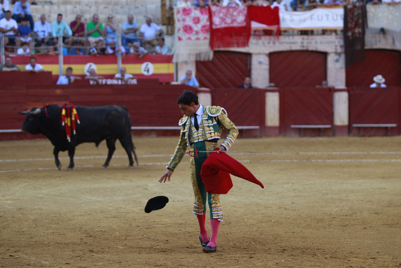 Imágenes de la corrida de toros del jueves en la Feria de Almería 2024