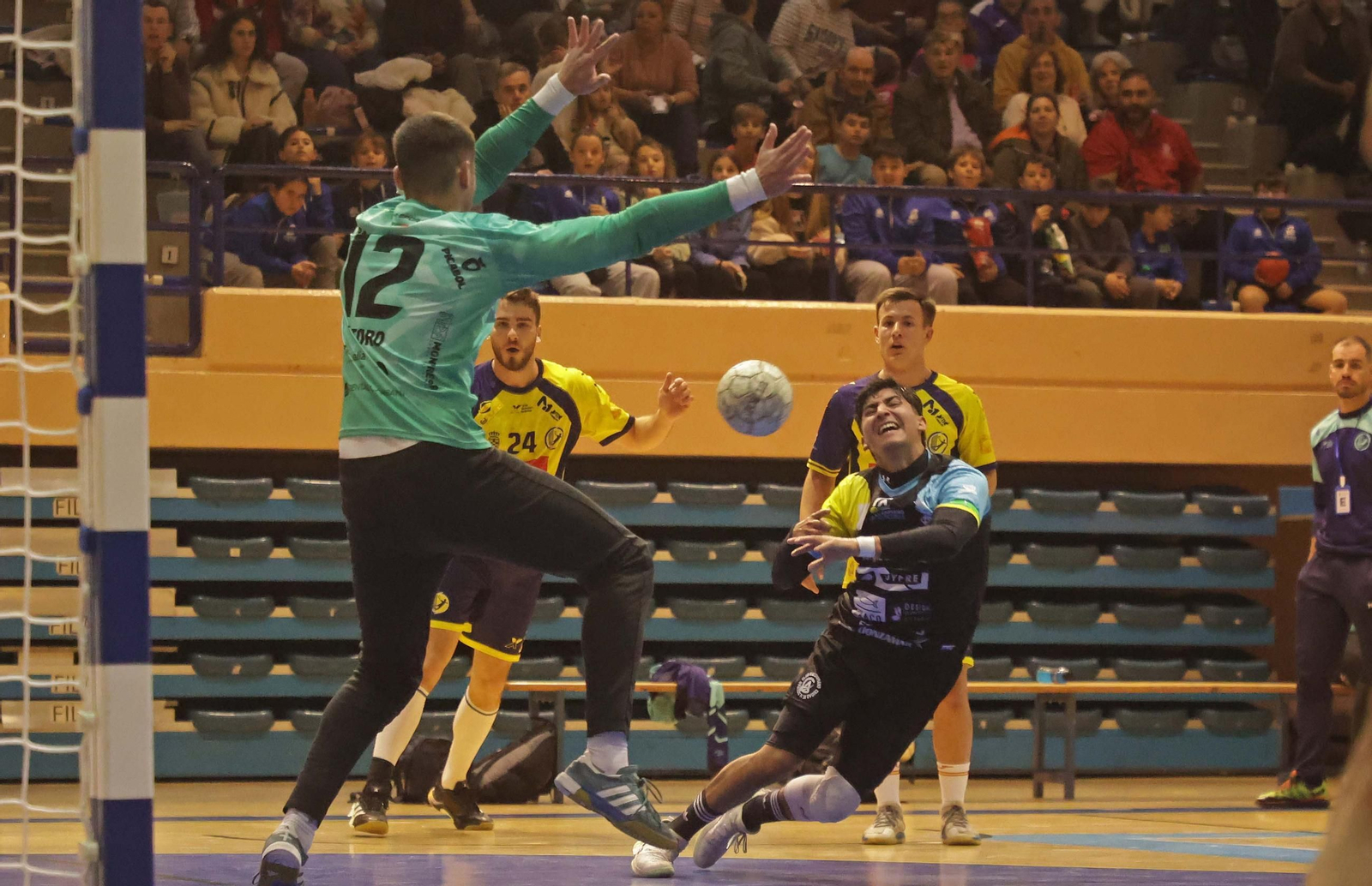 Las mejores fotos del Ciudad de Algeciras - BM Moguer