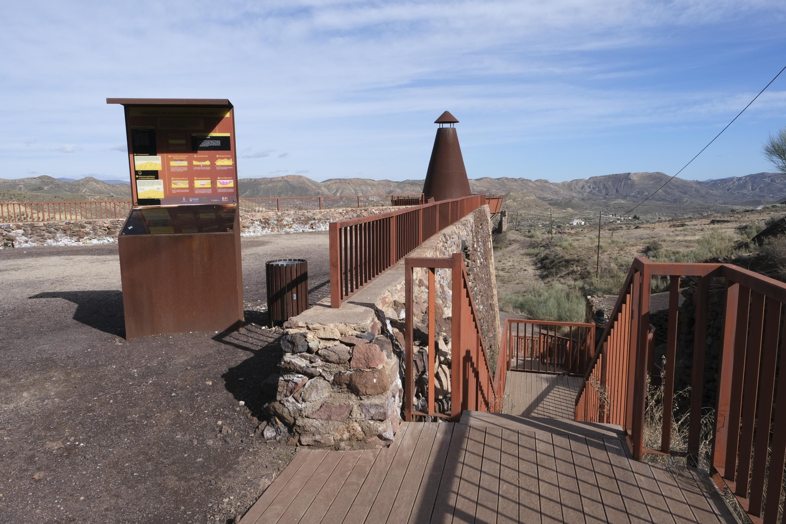Fotogalería hornos de calcinación en Lucainena de las Torres.  Almería