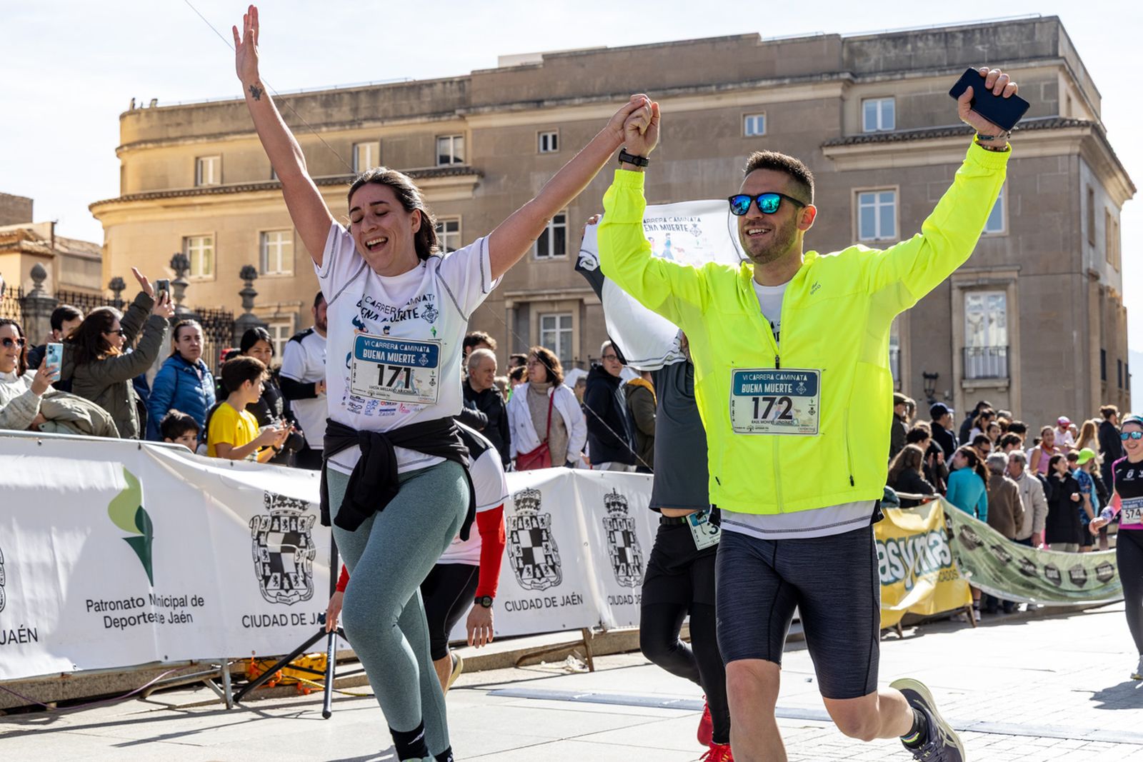 En imágenes: deporte y solidaridad se dan la mano en la VI Carrera-Caminata de la Hermandad de la Buena Muerte (2)