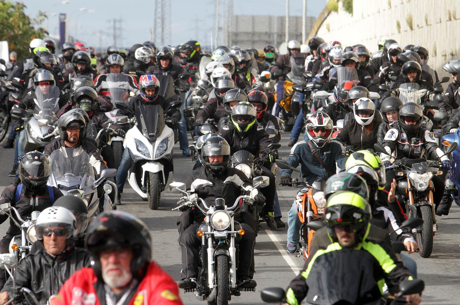 Imágenes  de la II Ruta Solidaria en Moto organizada por CSIF en beneficio de Cruz Roja