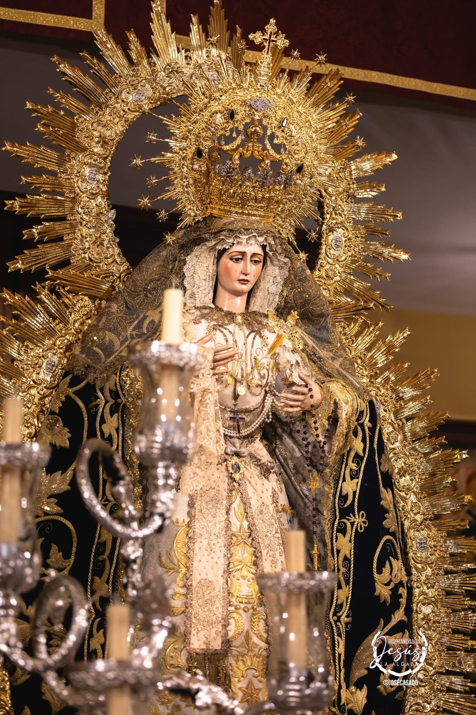 La dolorosa presenta numerosos estrenos para estos cultos extraordinarios.