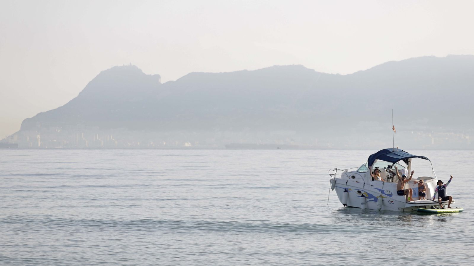 Fotos de la II concentración de paddel surf en la playa de Getares