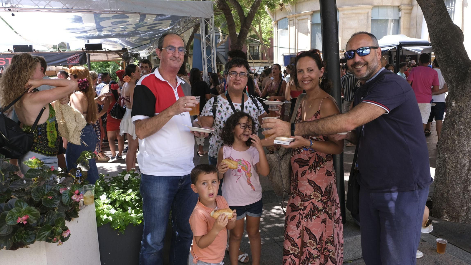 Las imágenes del jueves en la feria del mediodía de Almería