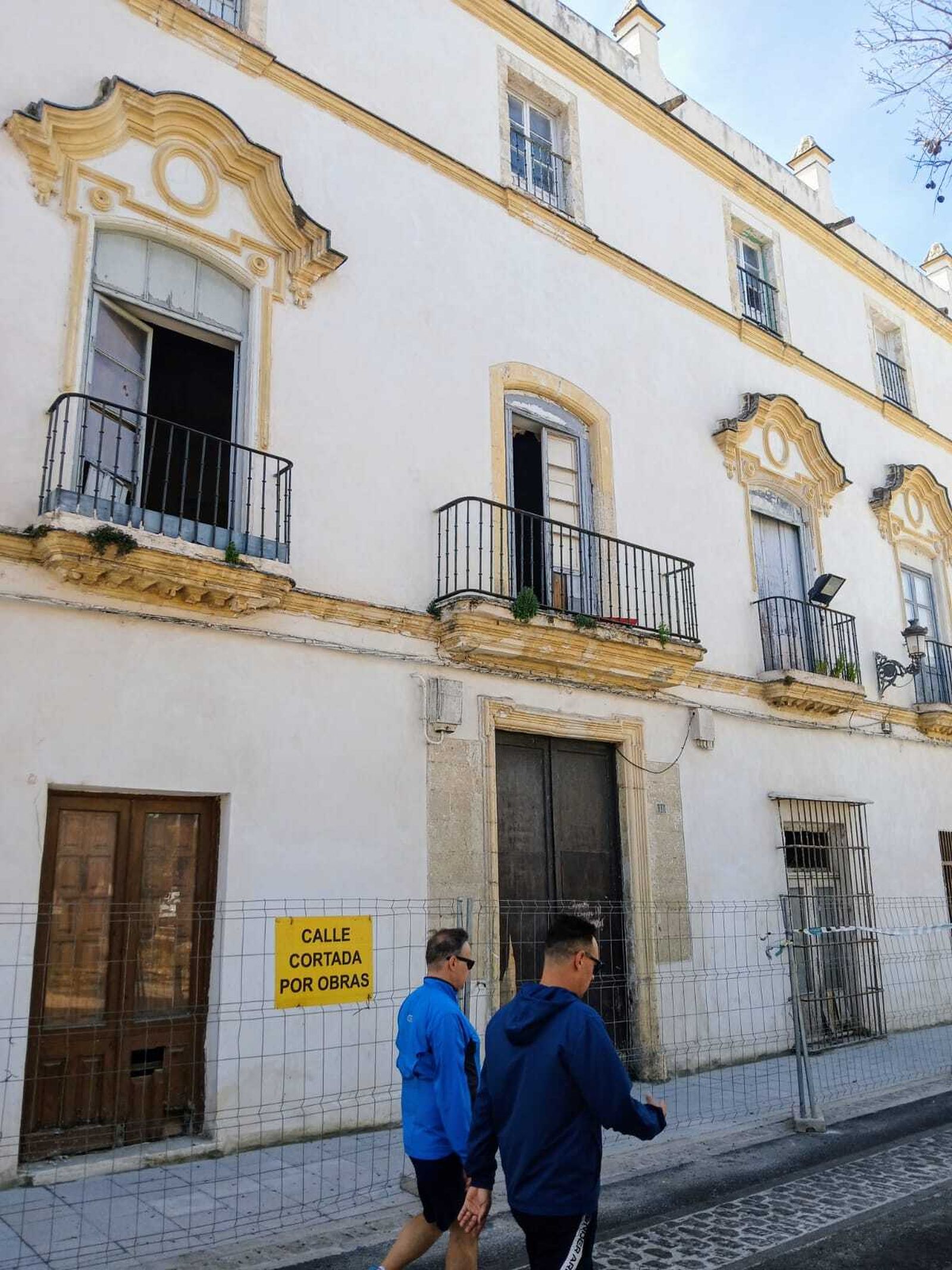 Las imágenes de la reforma de la plaza de El Polvorista, en El Puerto de Santa María