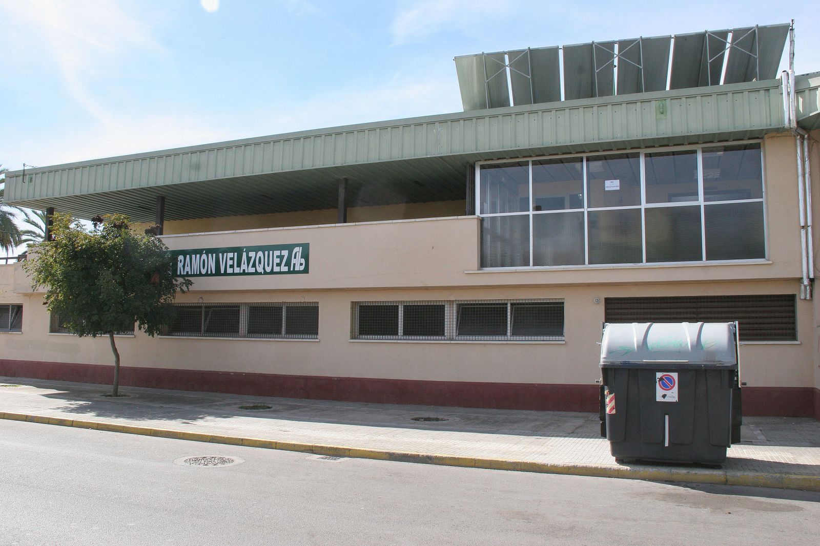 El pabellón Ramón Velázquez volverá a cerrar este sábado.